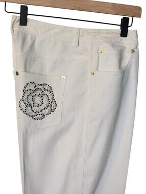 St.‎ John Jeans White with Rhinestone Design Marie Size 6